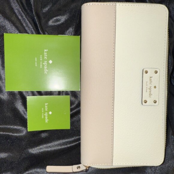 KATE SPADE large zip around white and tan wallet brand new
